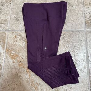 Lululemon (4) Seamless Textured Knit Crop Leggings – Dark Purple Eggplant